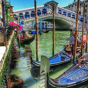 Alloggio Rialto View Venice