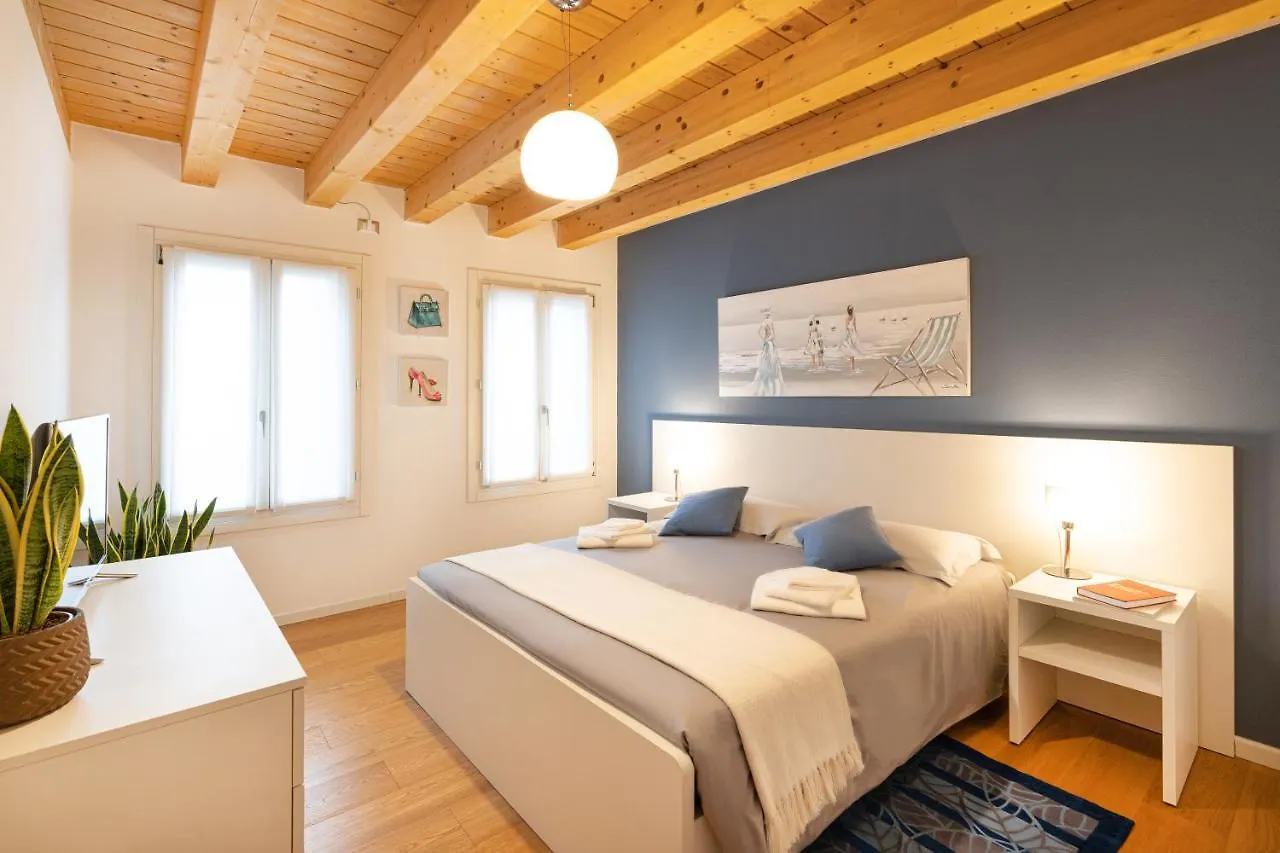 Ca' Degli Antichi Giardini Apartments 威尼斯 2*,  意大利