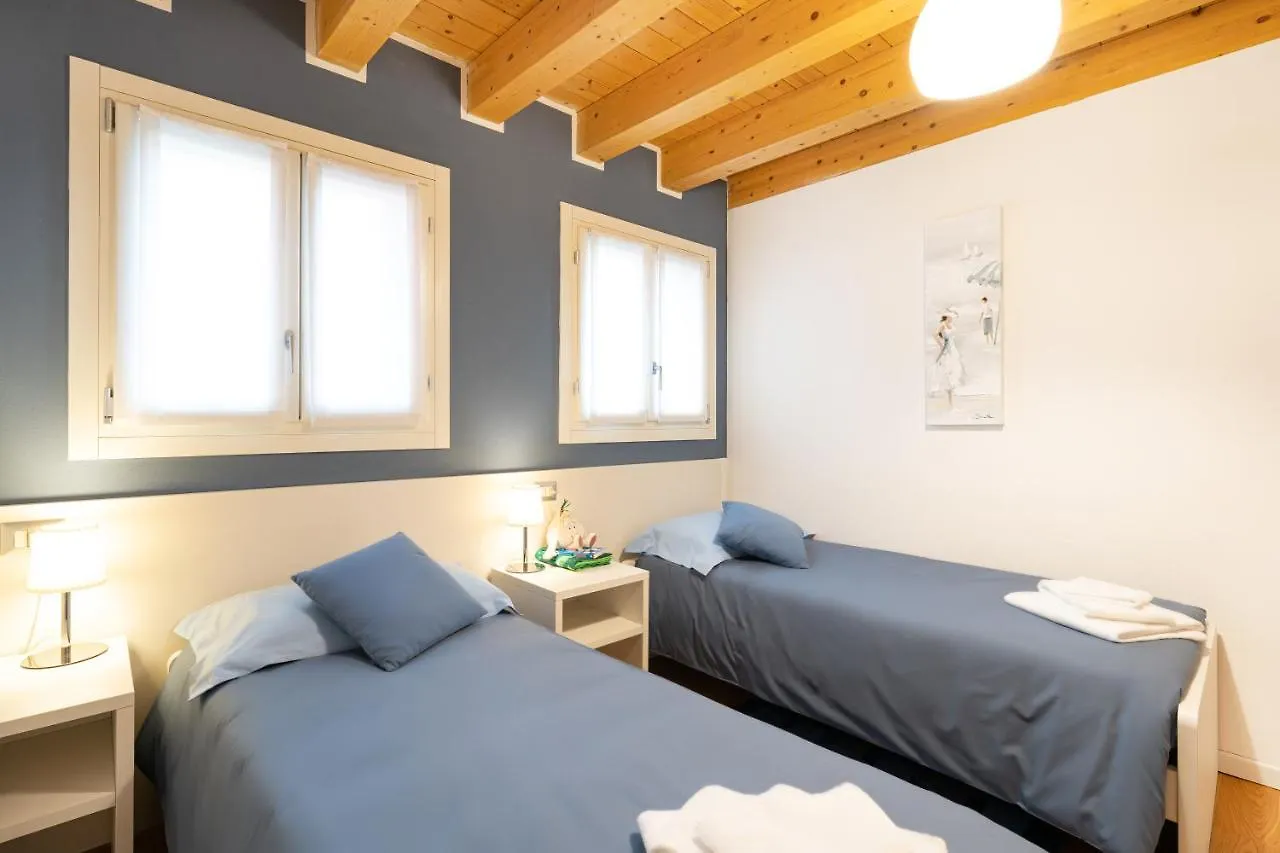 Апарт-отель Residence Ca' Degli Antichi Giardini Venice