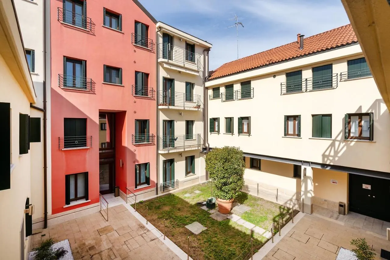 Residence Ca' Degli Antichi Giardini Venice